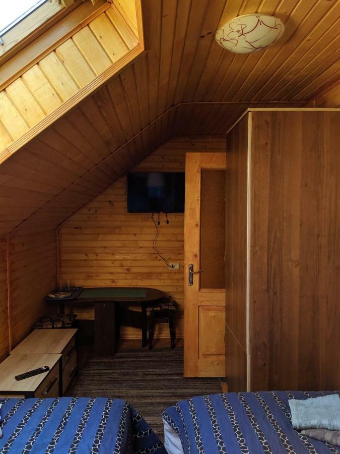 Hostal У Оксани Kvasy Exterior foto