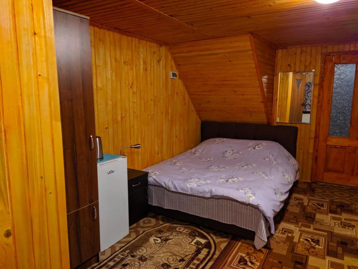 Hostal У Оксани Kvasy Exterior foto